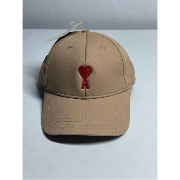 AMI Paris Logo-Embroidered Baseball Cap Unisex Tan Red Logo One Size Adult* Note - Picture 1 of 6